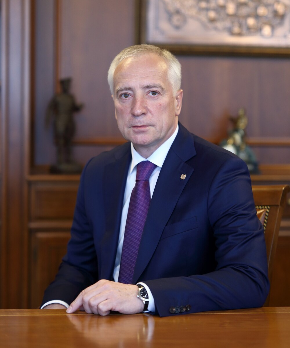Владимир Мазур